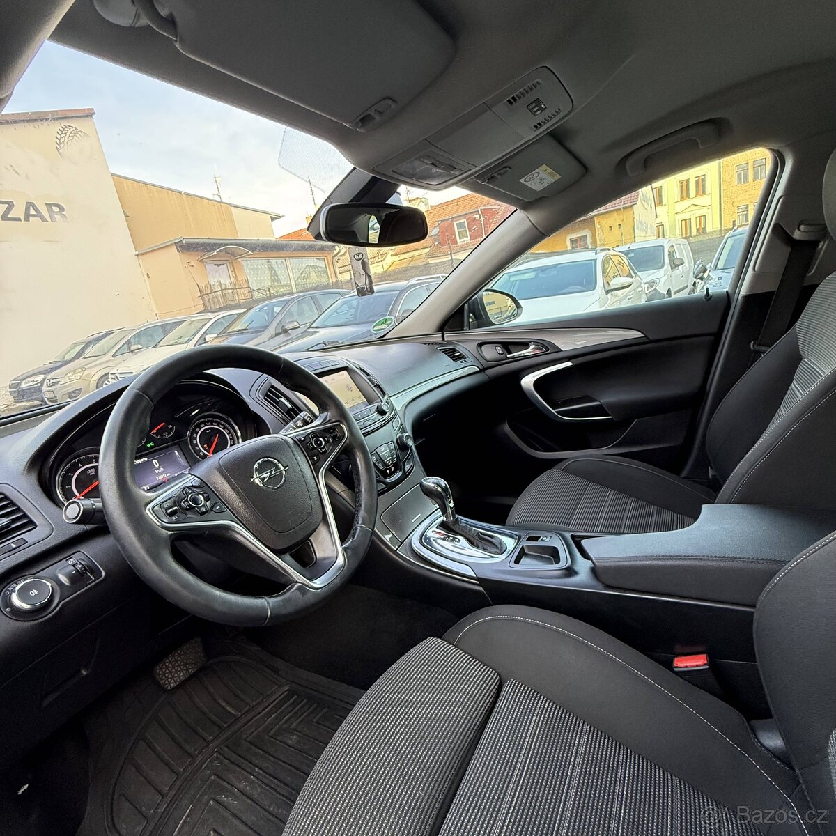 Opel Insignia • 1.6 CDTI • 100 kW • 2016 Cena: 149 000 Kč N - 12