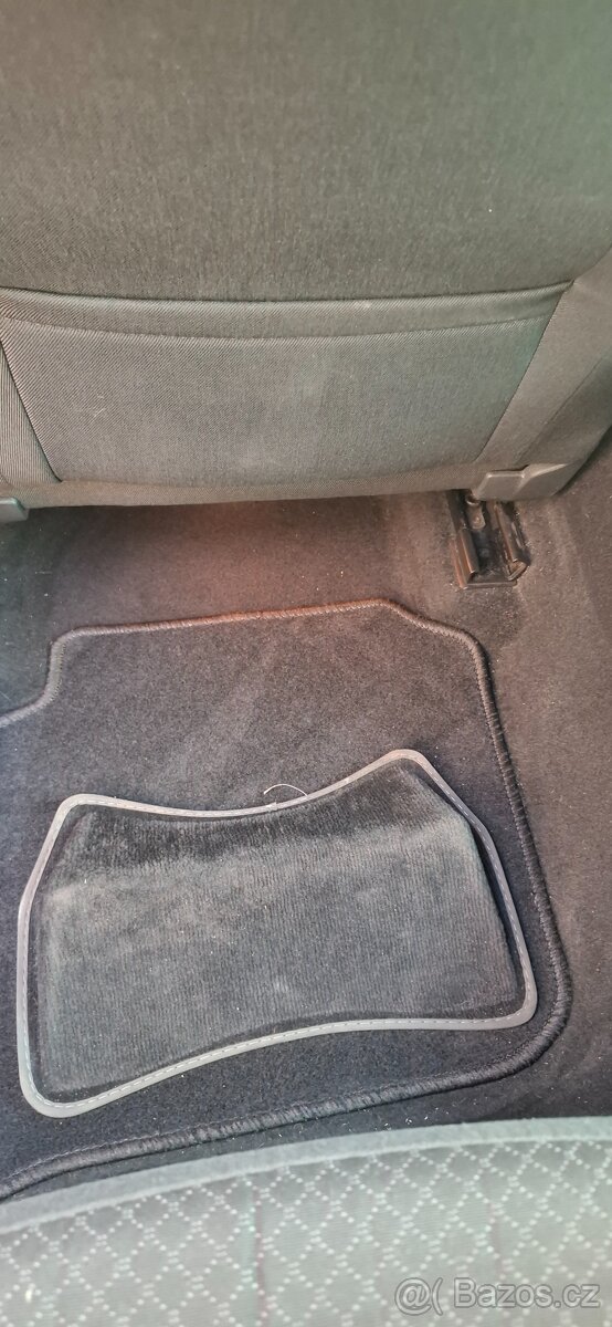 Škoda Superb 2.0 TDI 125 kw DSG - 12