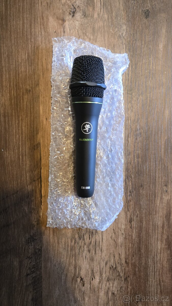 Mackie Big Knob Studio Bundle - 12