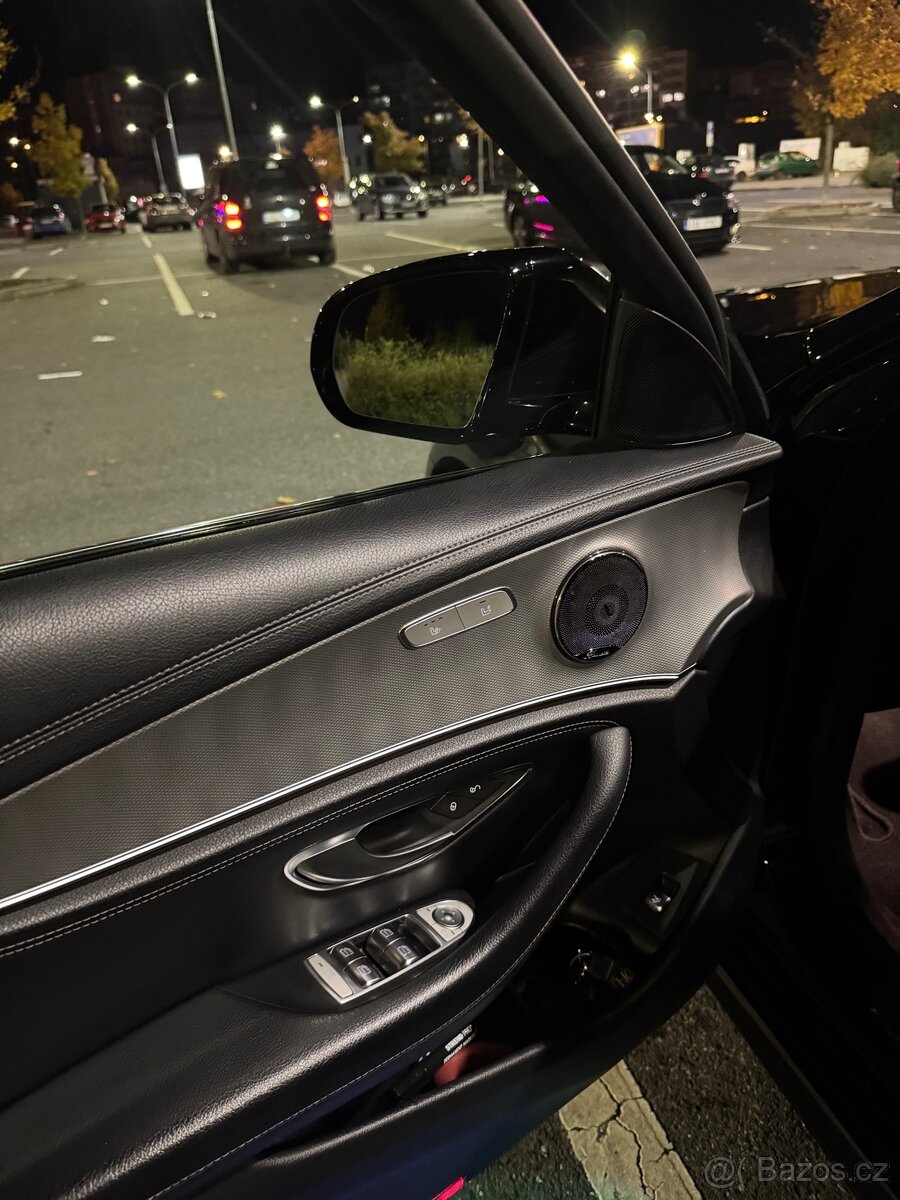 Mercedes-Benz e220d w213 143kW AMG paket - 12