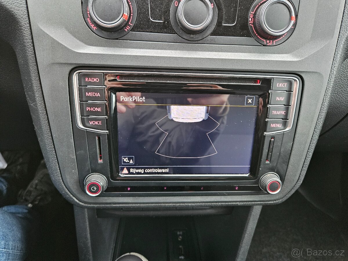 VW CADDY MAXI 2.0 TDI HIGHLINE 137TKM DPH - 12