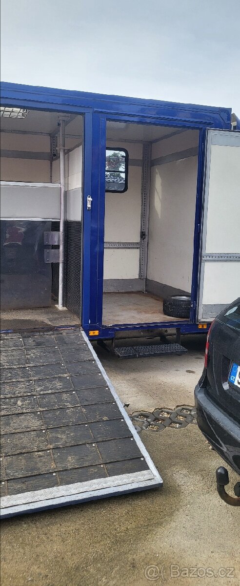 Auto na kone,klima,hydraulicky stavitelna vyska,3.5t - 12