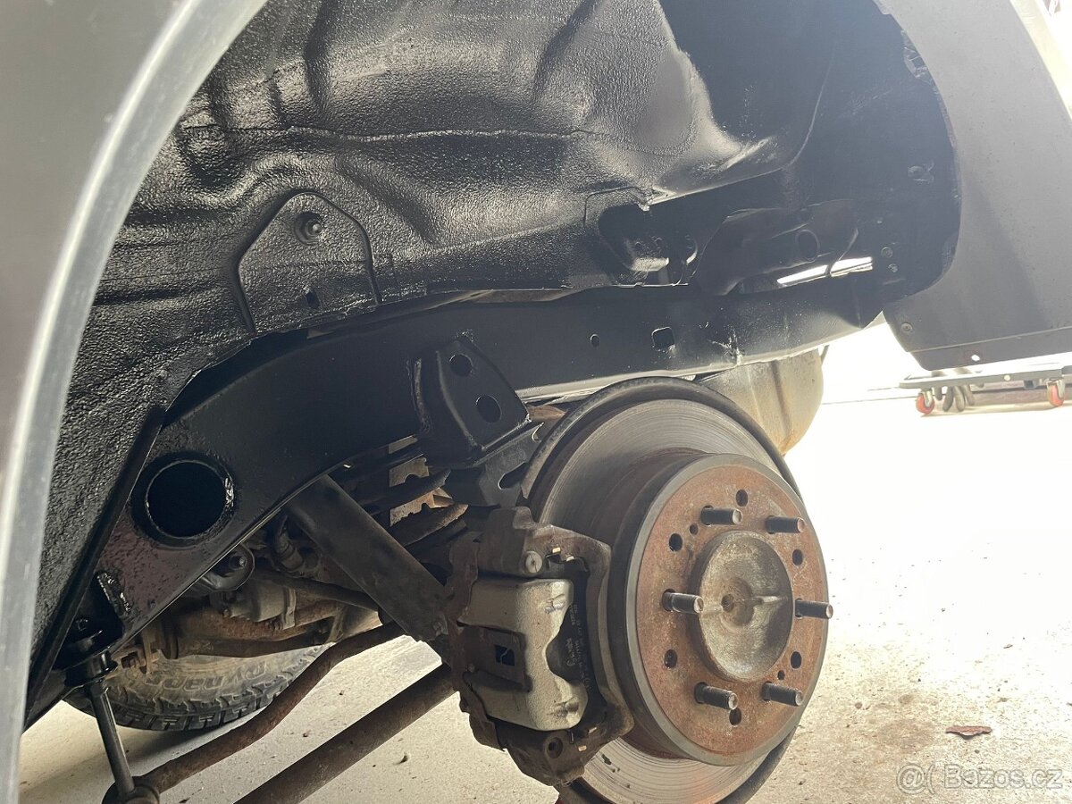 Toyota Land Cruiser 90 3.0d 120 kw R.V. 2001 - 12