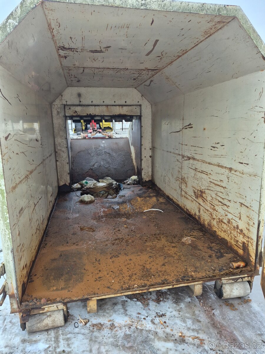 Lisovací kontejner 18m3 - 12