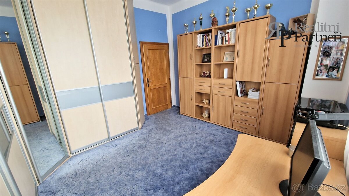 Prodej bytu 4+1 osobní vlastnictví, stará cihlová zástavba, - 12