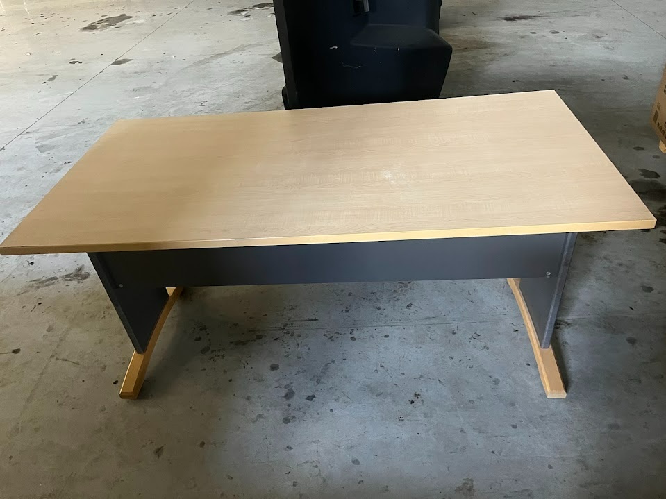 Dřevěný nábytek - 12