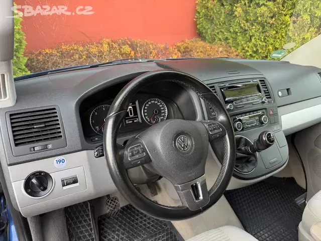 VW Multivan T5 2.0 TDI 103kW,7.sedadel,Webasto,Tažné,1.Majit - 12