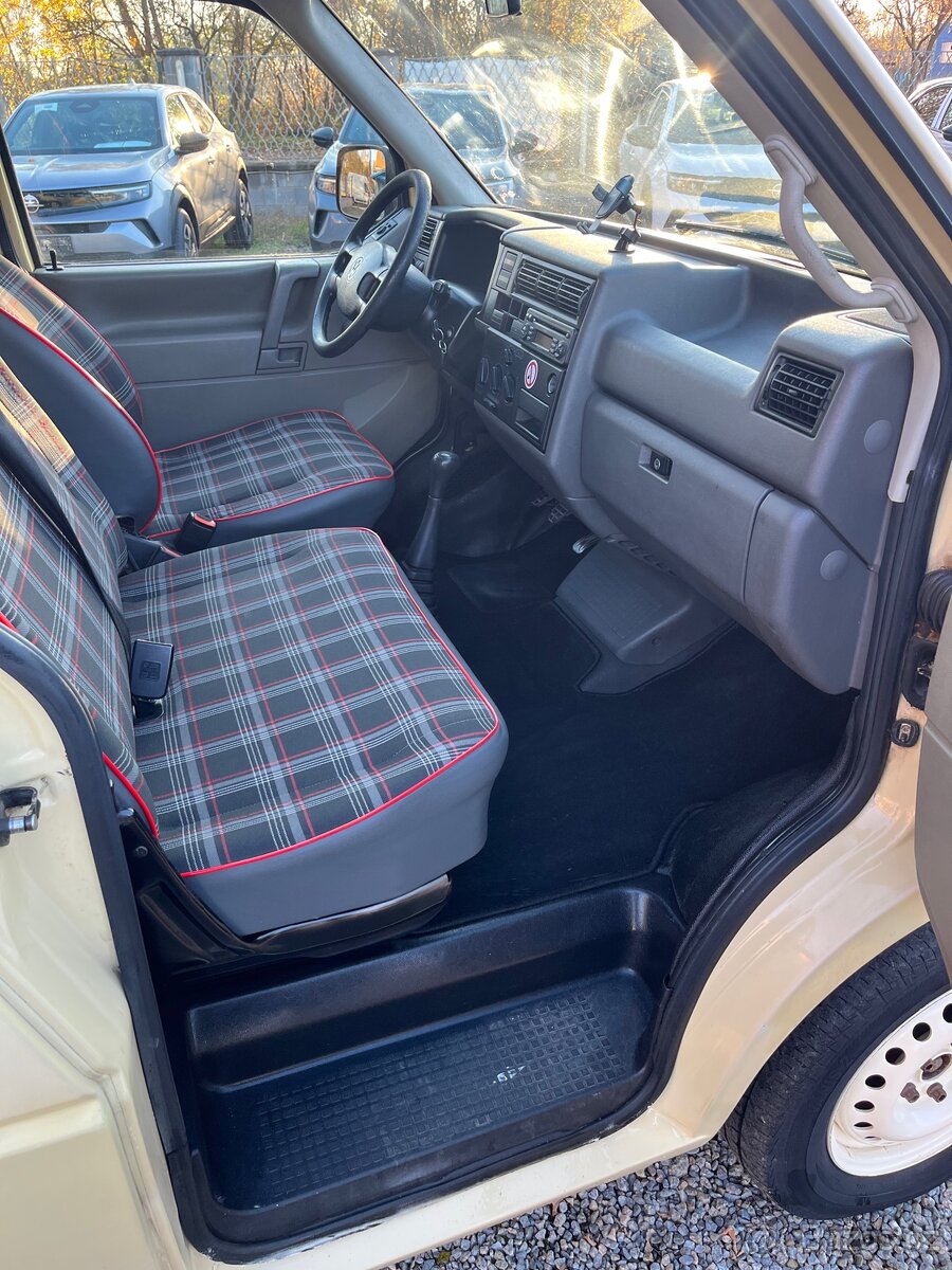 VW Transporter T4 - 12