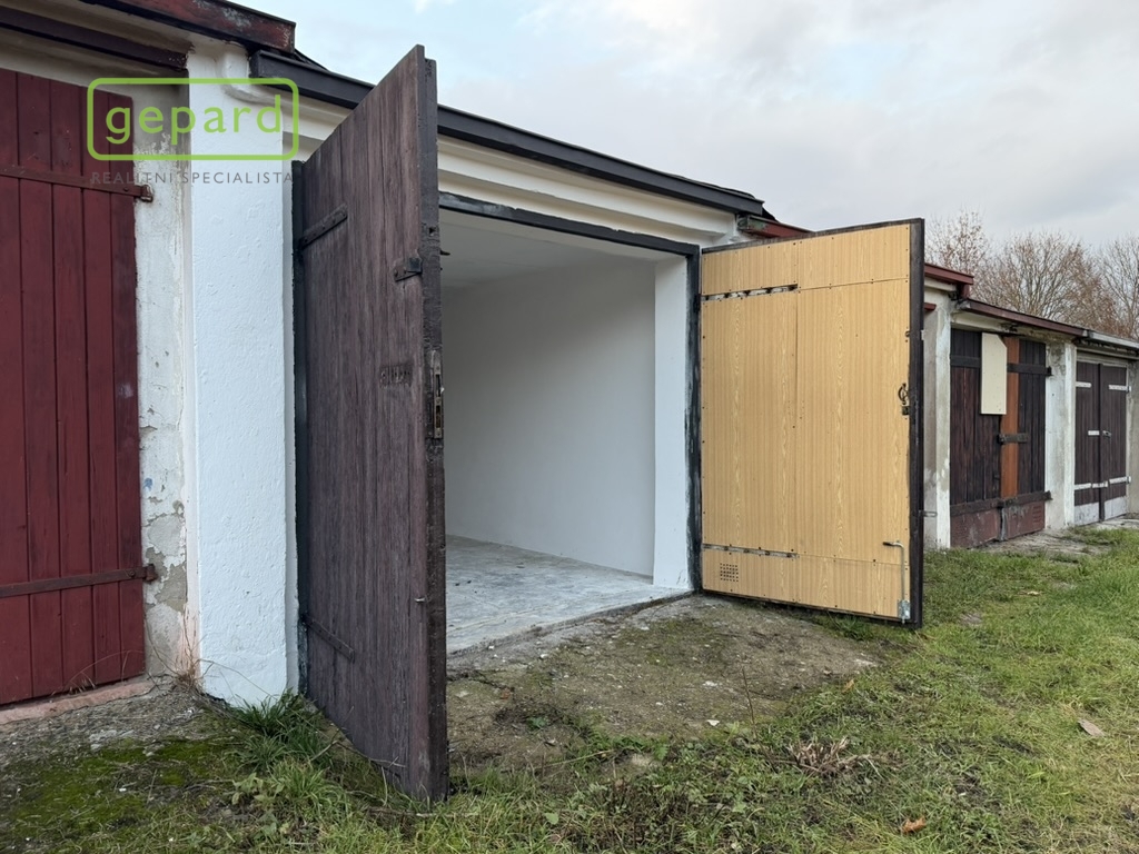 Garáž, Bratislavská ev. č. 110, Teplice - Řetenice - 12