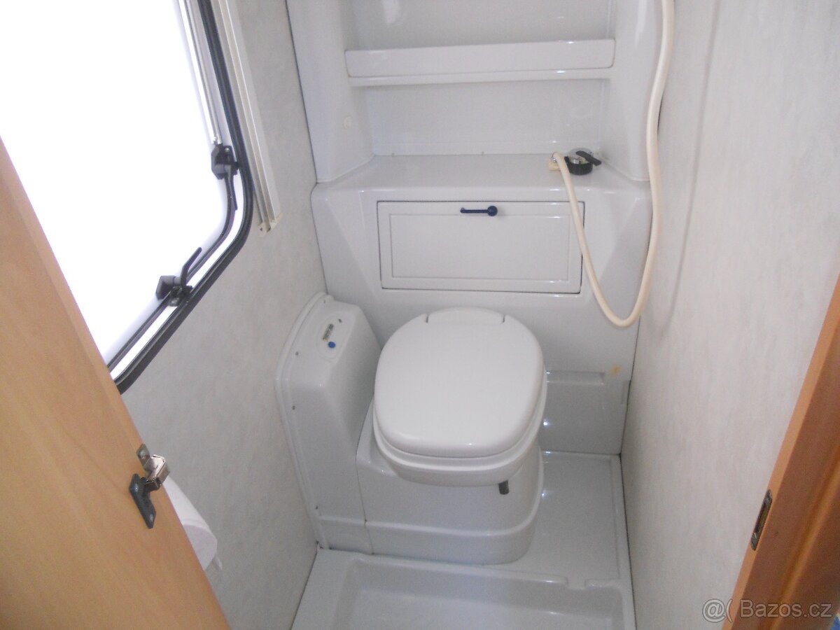 Wilk Stern 450, Mover, Bojler, Sprcha - 12