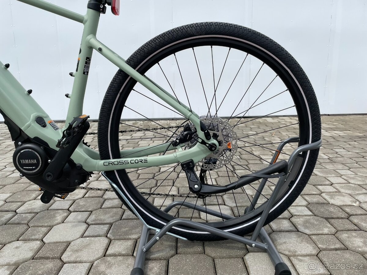 Yamaha CrossCore RC - vel. L , sleva 42% - 12