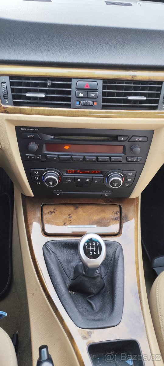 BMW 320i nová STK - 12
