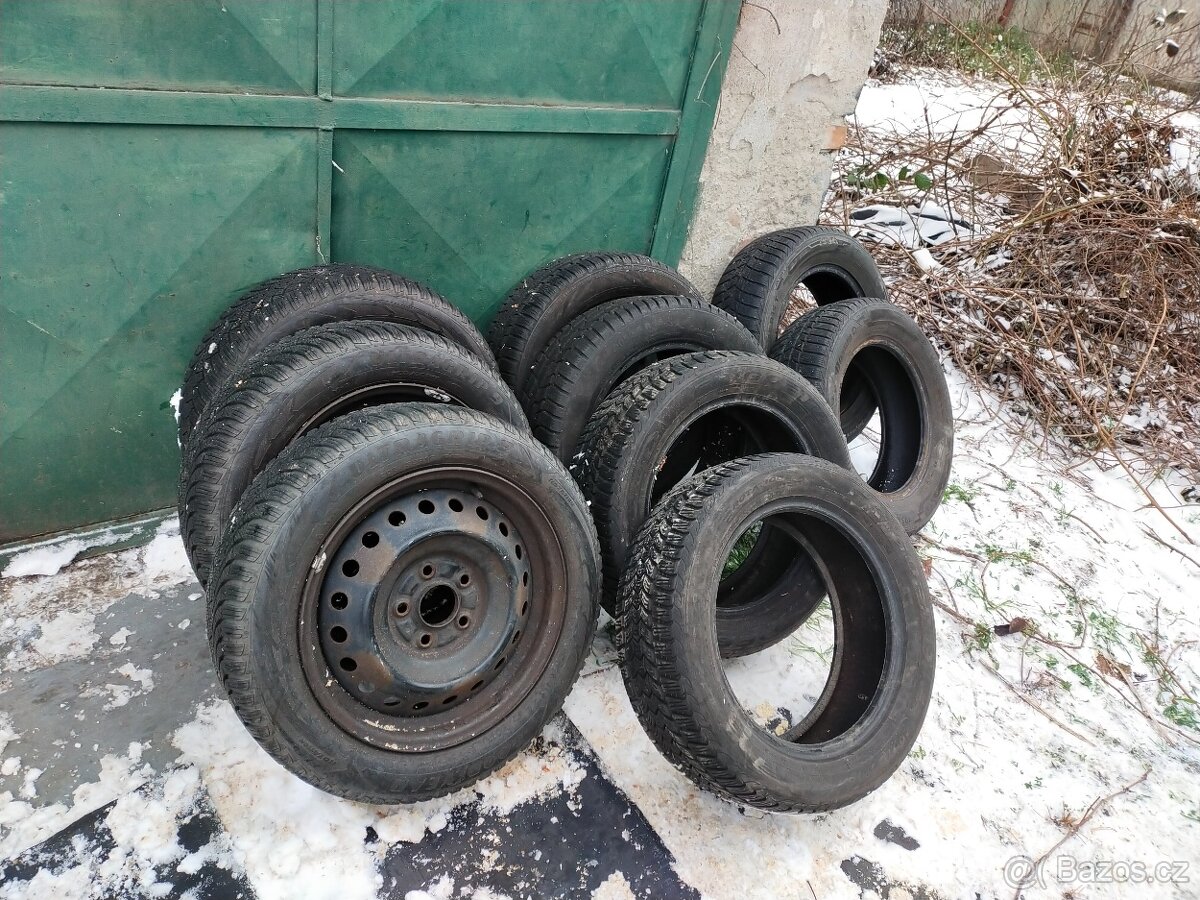 Prodám zimní pneu 15 i 16 vzorek 4,5 až 6,5 mm - 12