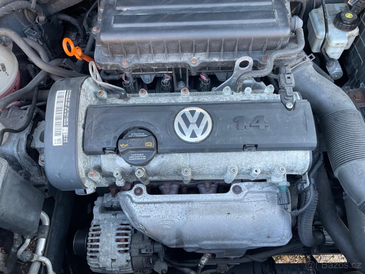 VW Golf VI PLUS 1,4 16V 59kW - 12