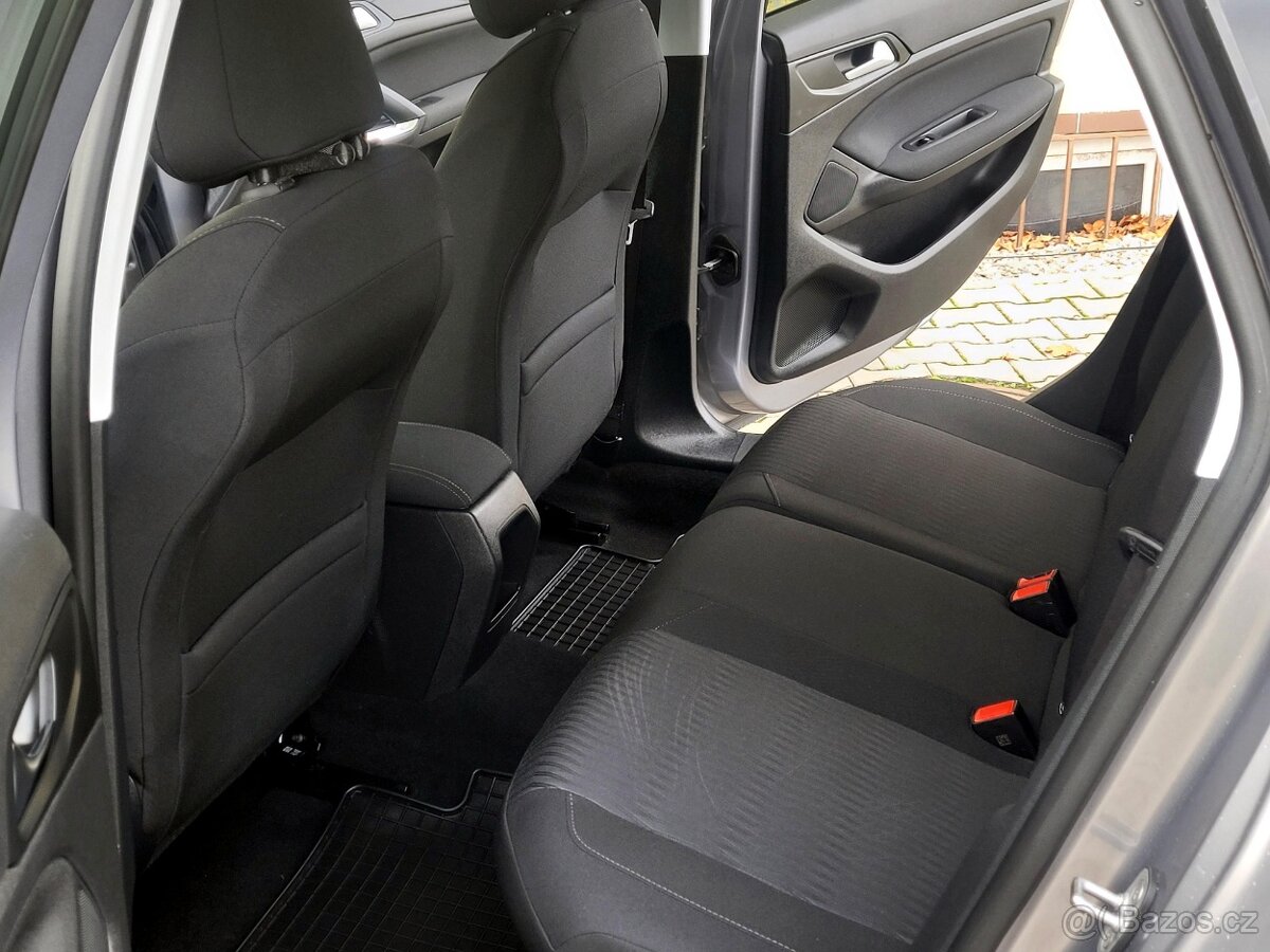 Peugeot 308, 1,2 PT/110hp,CZ, SERVISNÍ KNÍŽKA - 12