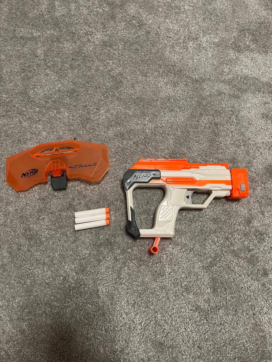 Blástry NERF - 12