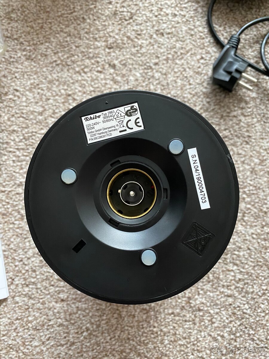 Nový elektrický napěňovač mléka Tchibo - orig. balení, černý - 12