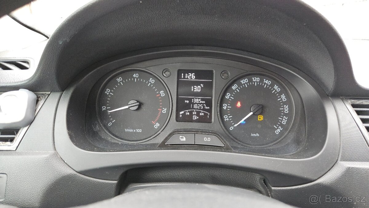 ŠKODA RAPID 1.2 TSI 63 kW Active - 12
