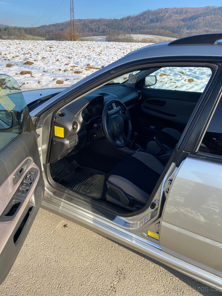 Subaru impreza 2.0r - 12