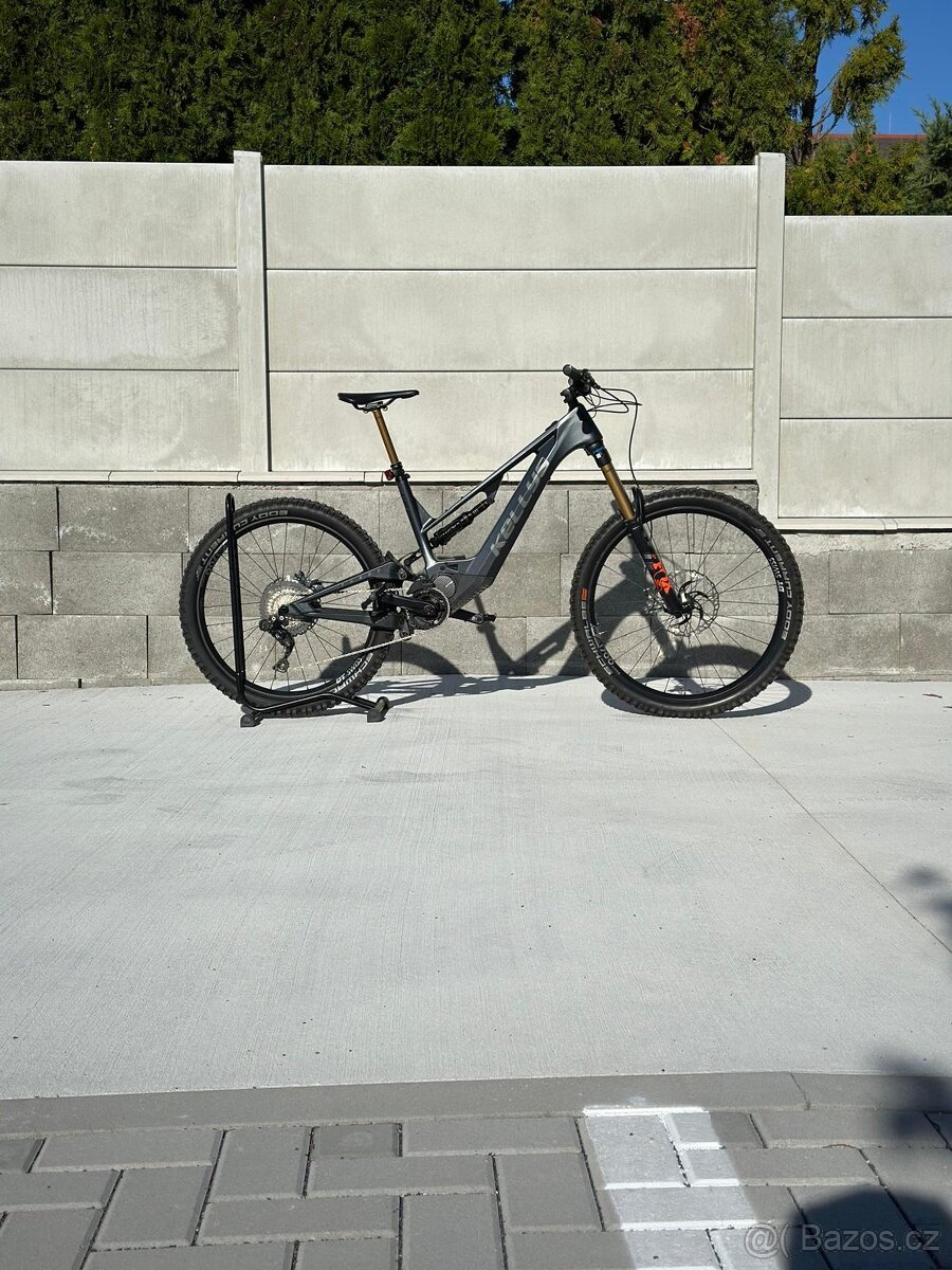 Elektrobicykel Kellys Theos F90, veľkosť rámu L. - 12