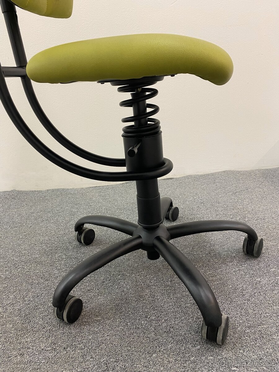 Kancelářská židle Spinalis Apollo (zdravotní) - 12