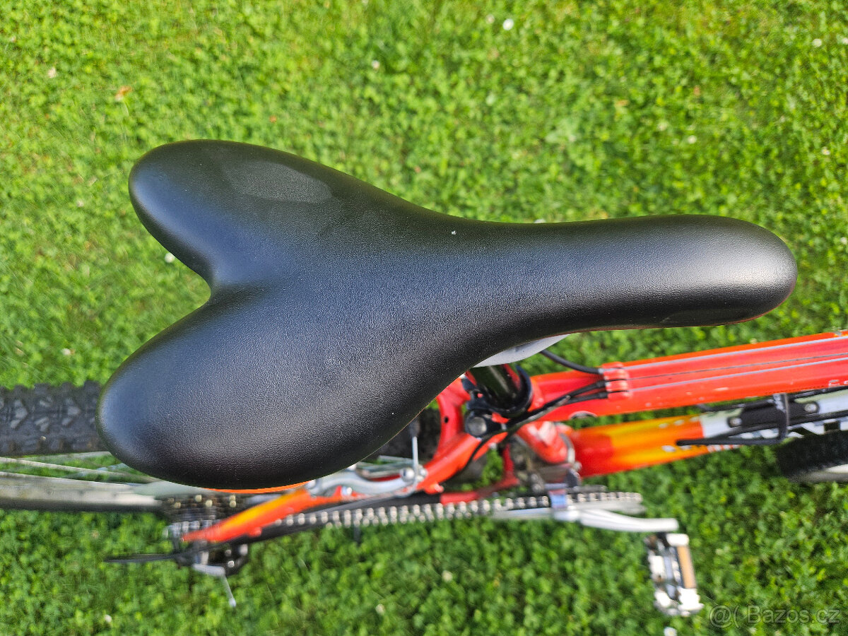 Menší 26" horské hliníkové kolo AUTHOR, rám 15" po servisu - 12