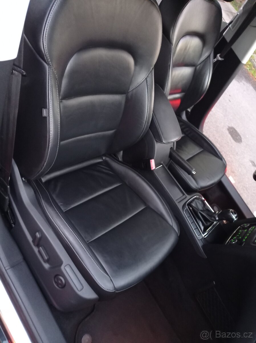 ŠKODA Superb 2 combi 2.0 TDI CR 103kW DSG NAVIGACE KRÁSNÝ. - 12