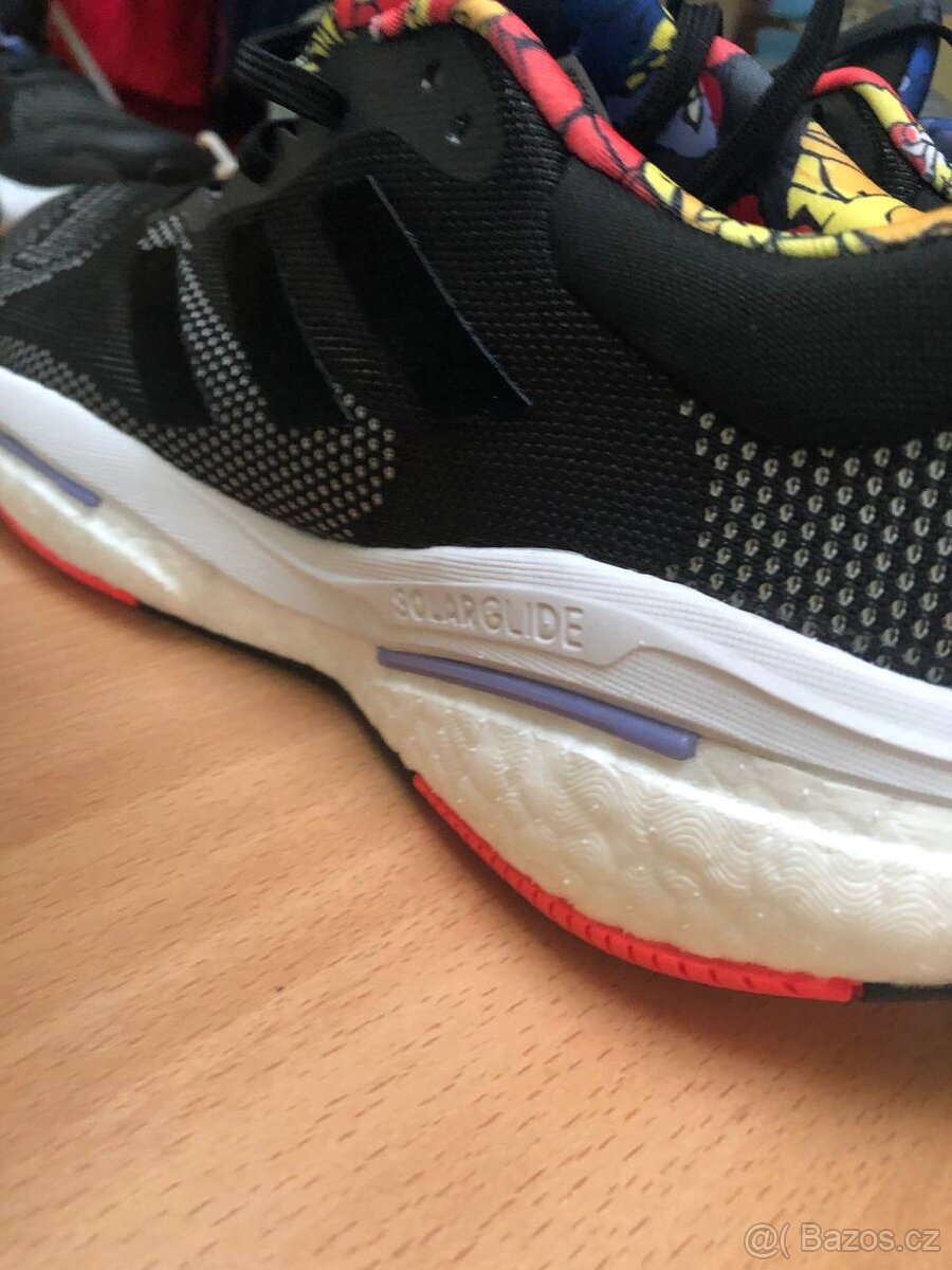 Nová běžecká obuv Adidas Solar Glide 5 - 12