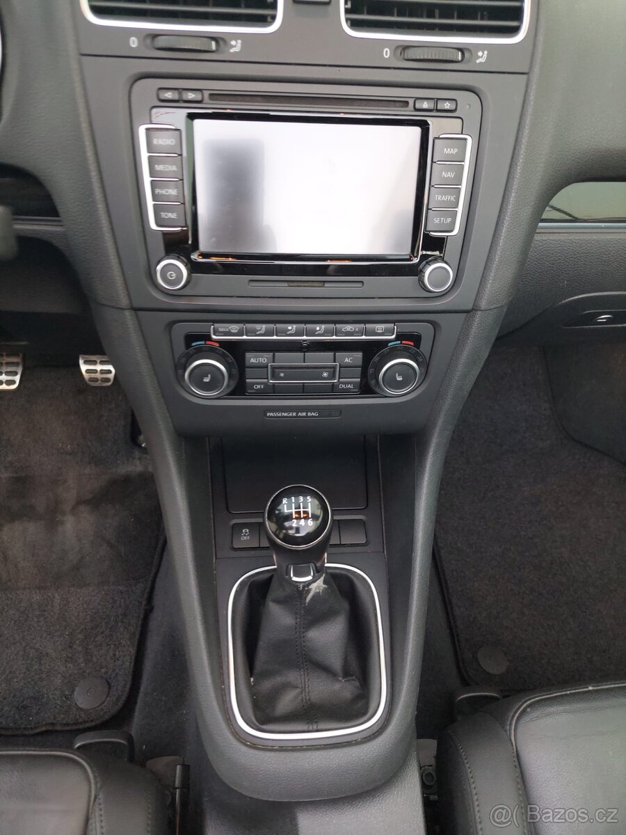 VW Golf 6 cabrio - 12
