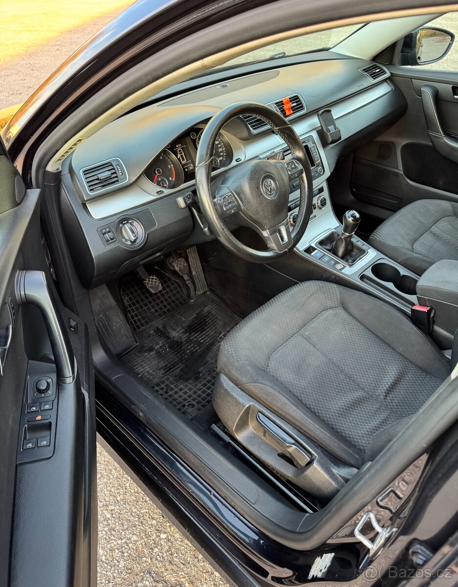 Volkswagen Passat B7 1.6TDI 2013 - 12