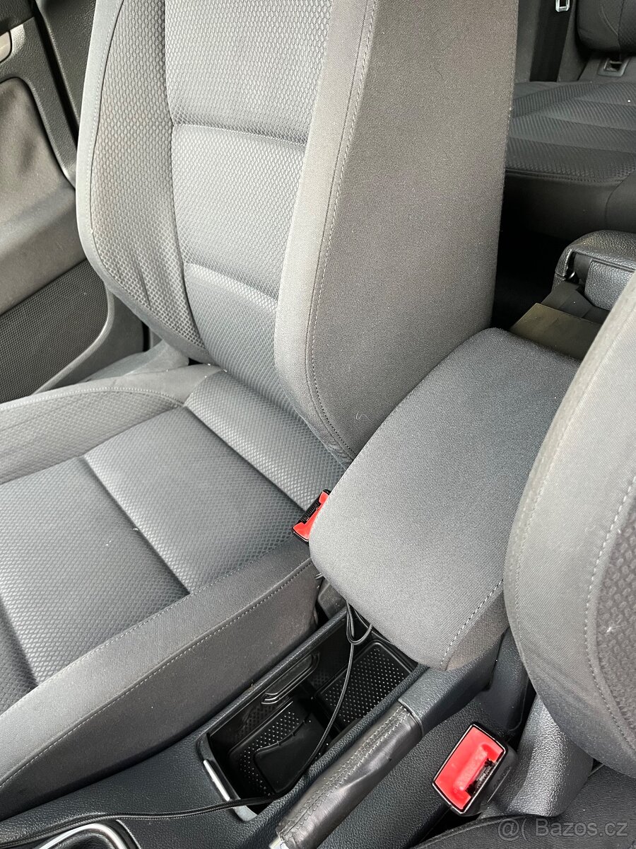 Golf 5 2.0 TDi 103kw - 12