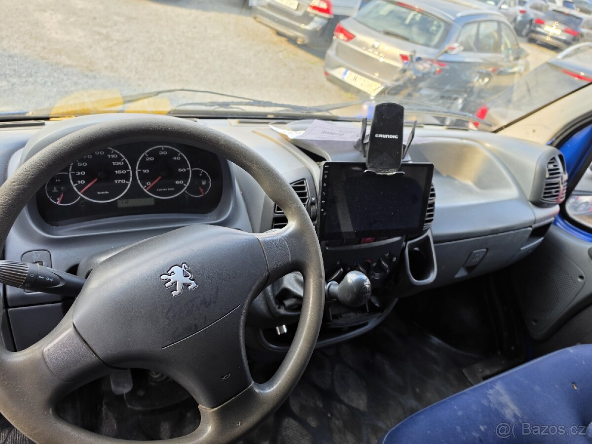 Peugeot Boxer
2.2D - 12