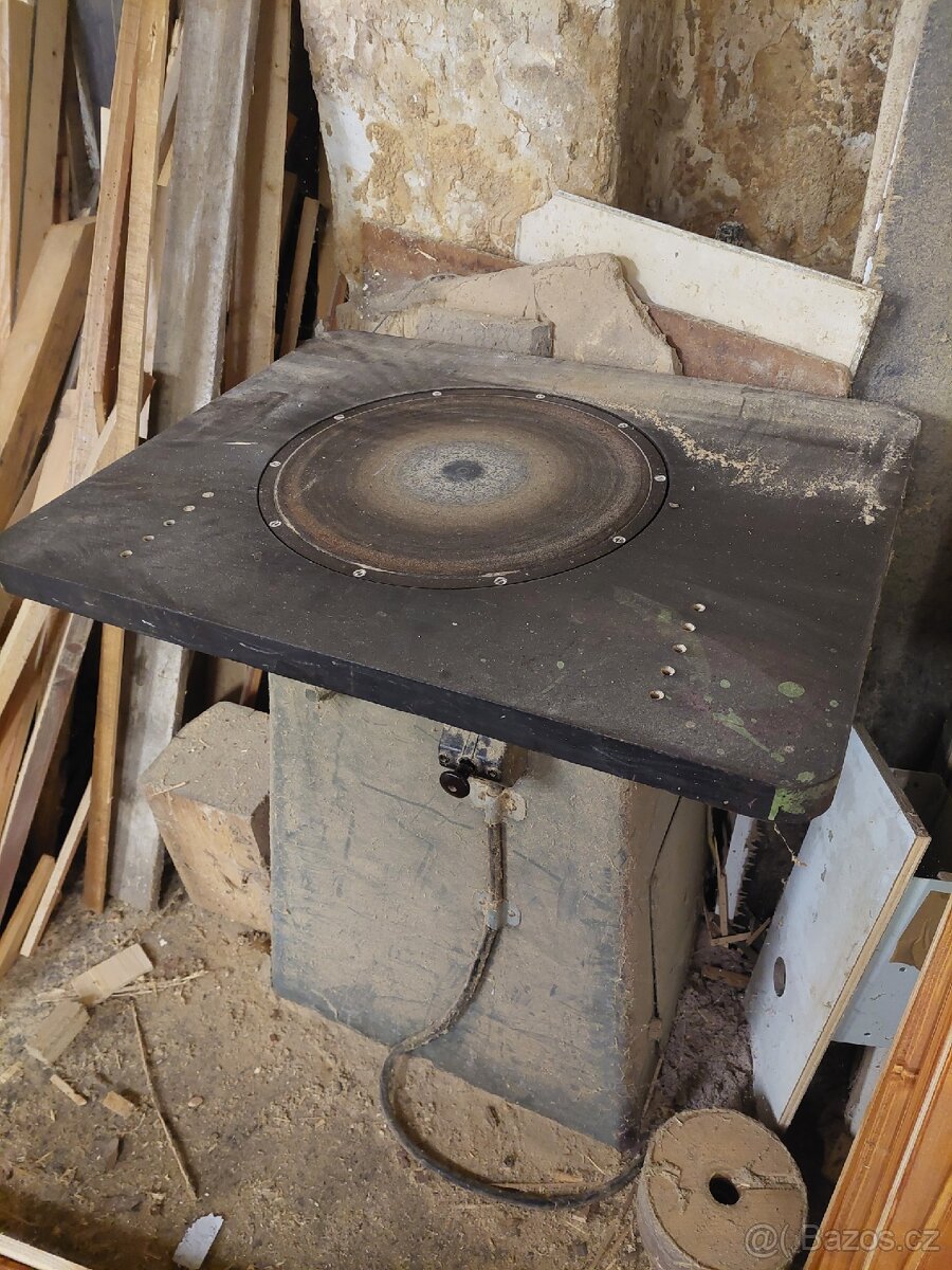 Truhlářské stroje - 12