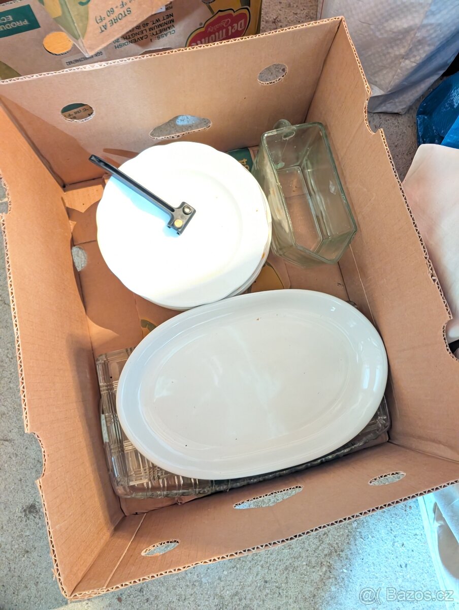 Poklady z půdy CD knihy kulečník šicí stroj hudební nástroje - 12