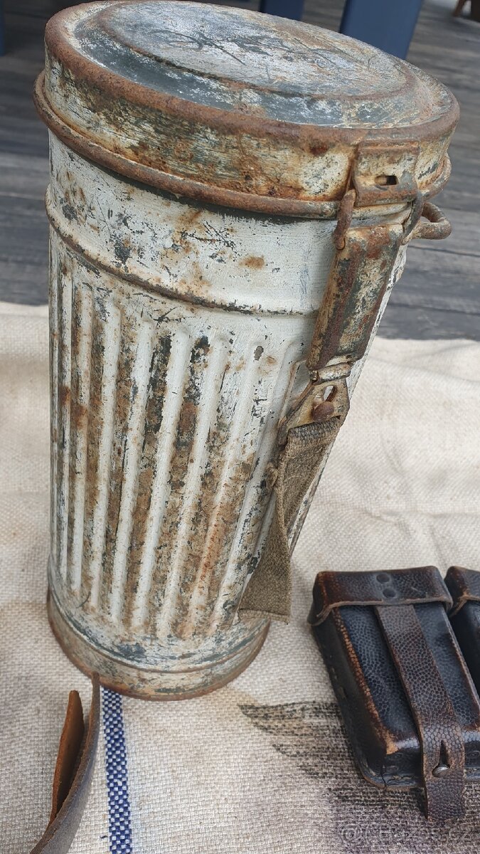 Přezka ll. světová válka - 12