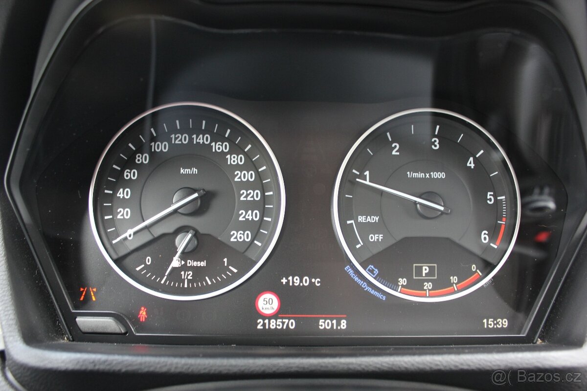 BMW X1 18D sDrive, M-paket, servis - 12