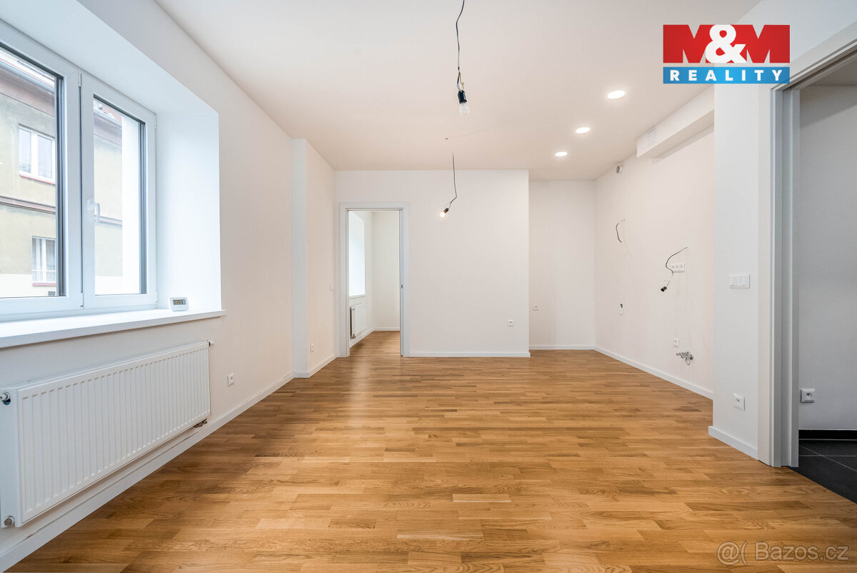 Prodej bytu 3+kk, 79 m², Praha, ul. Na Farkáně III - 12
