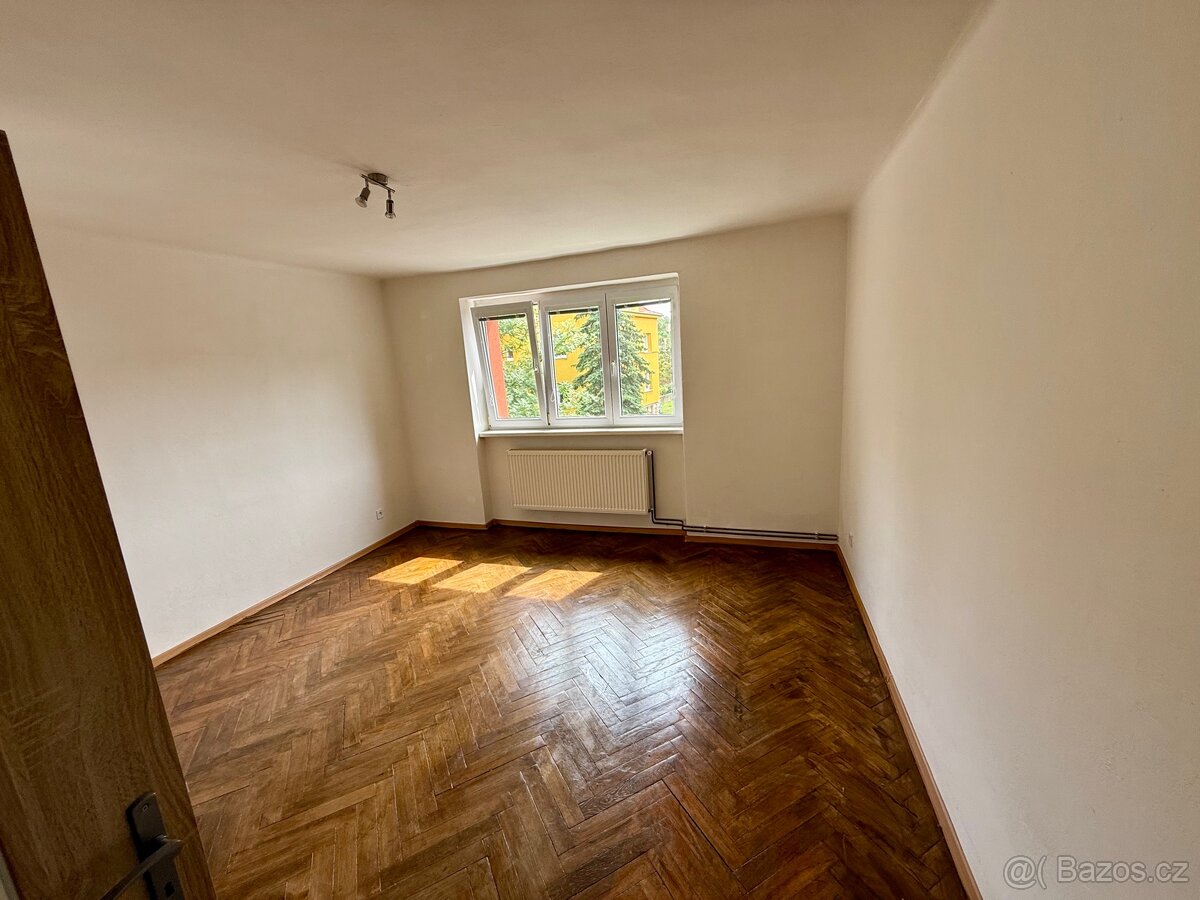 Činžovní dům po kompletní rekonstrukci - 12