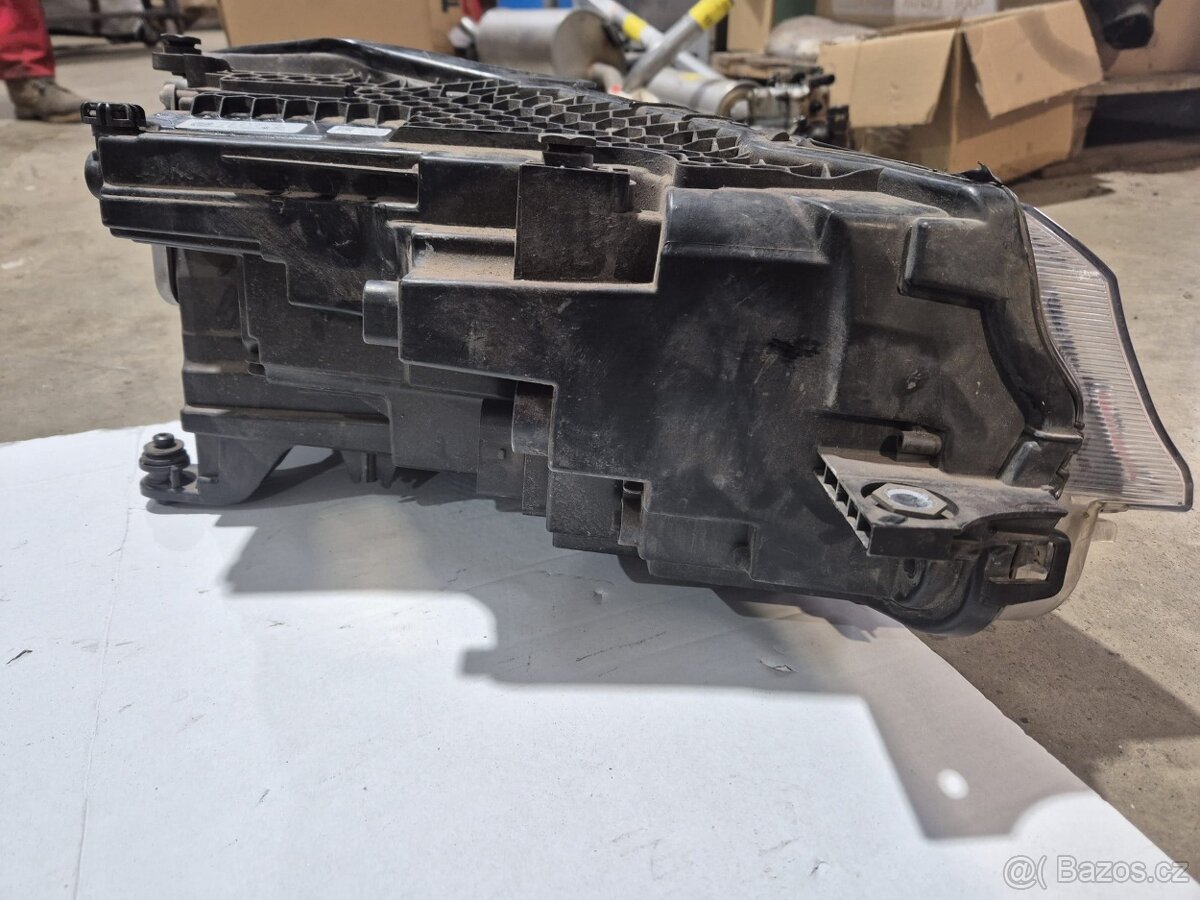 LED světlomety VW Caddy 5 - 12