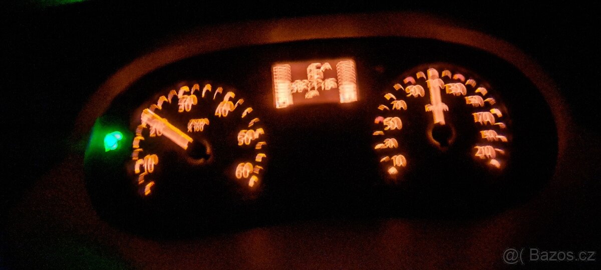 Renault Trafic 2.0dci automat - 12