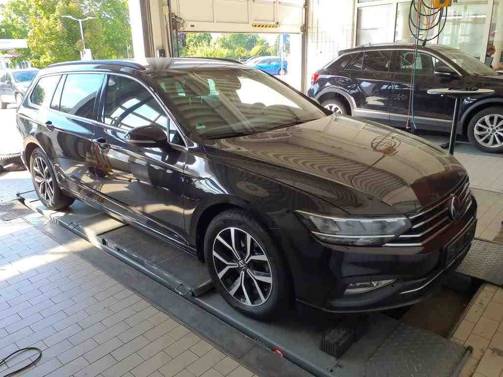 Volkswagen Passat Variant 2.0 TDI Business - 12