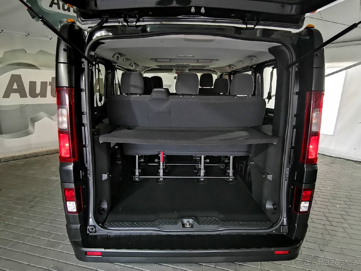 R. Trafic 2.0 Dci, 107KW, 8míst, LED, BT, Kamera, ZÁRUKA - 12