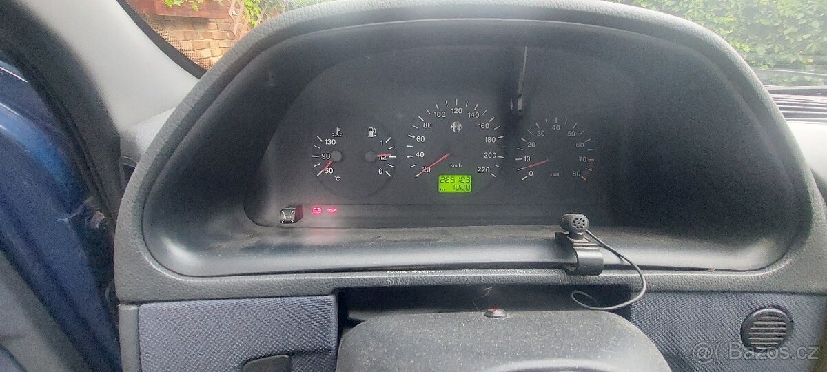 Alfa Romeo 145 1,4 TS - 12