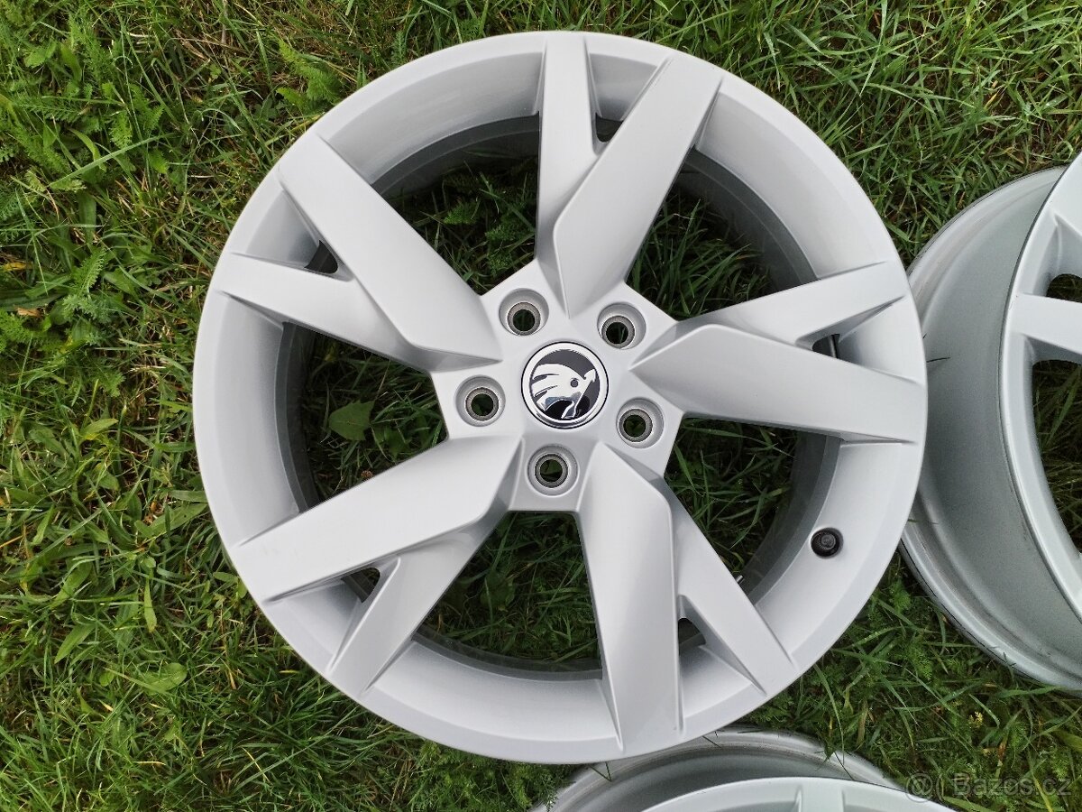 ALU kola 5×112,R17 LYRA - 12