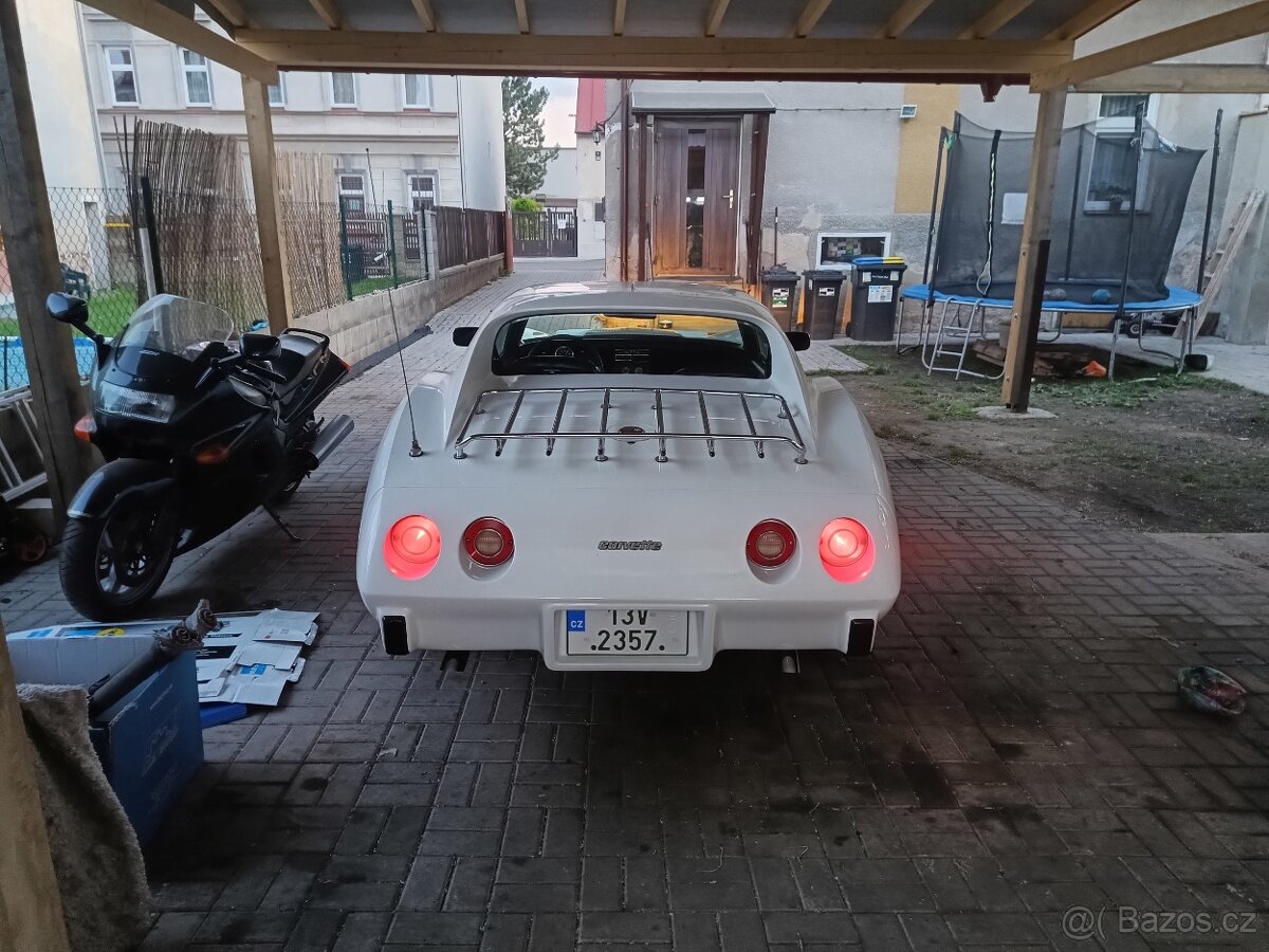 Chevrolet Corvette C3 - 12