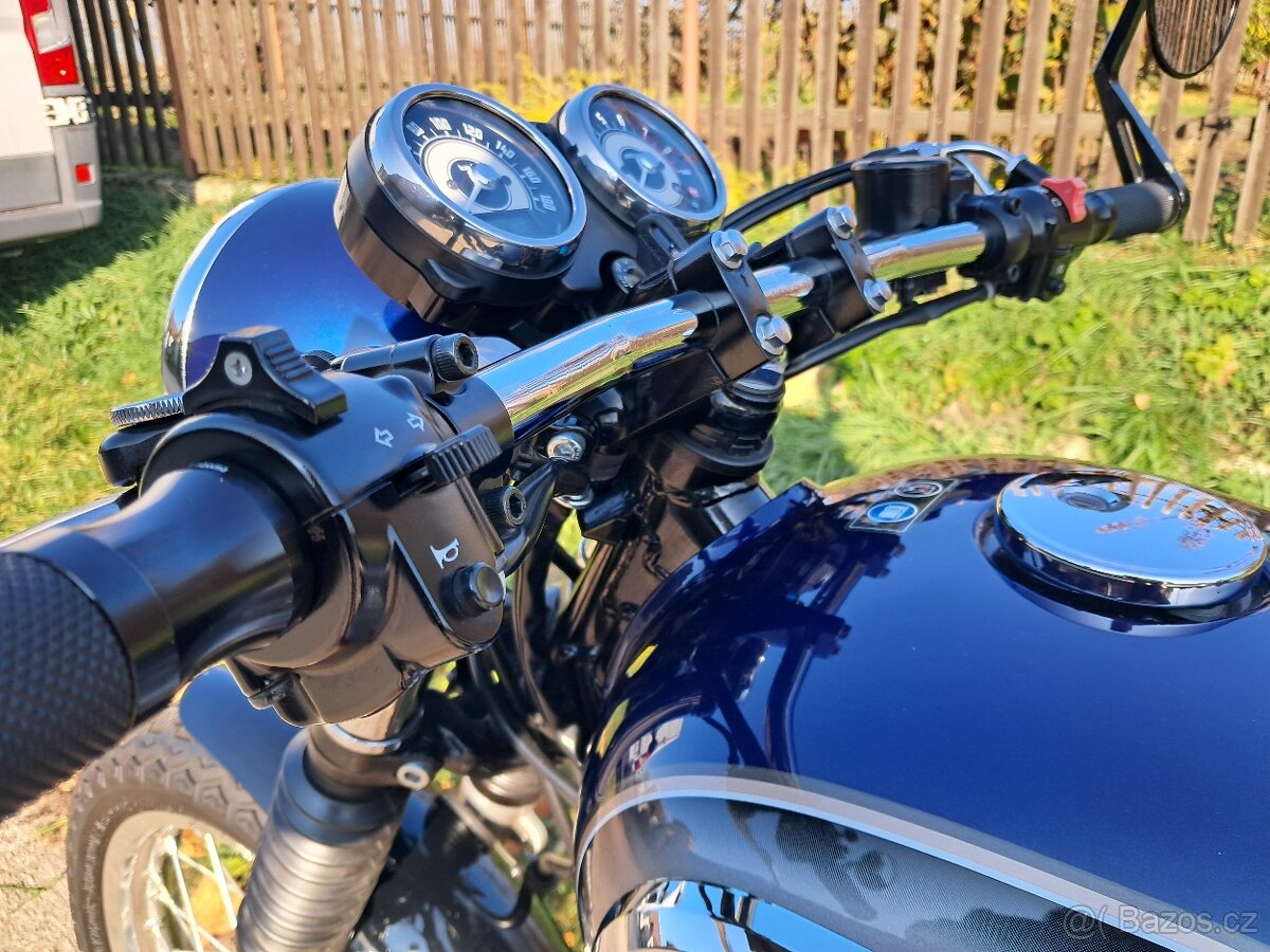 Kawasaki W 800 - 12