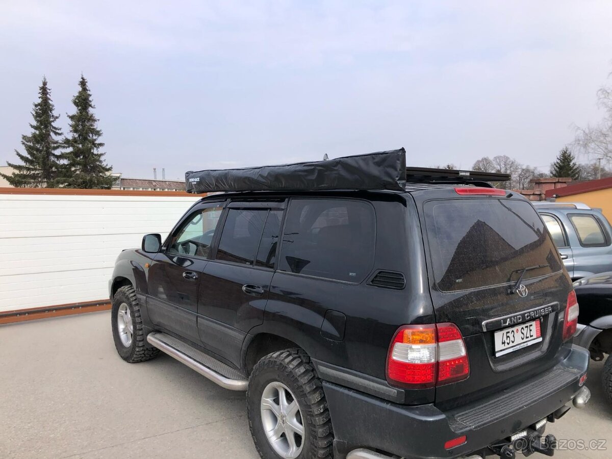 Karavan/Obytné auto /Prístrešok - 12