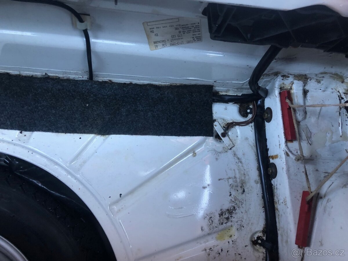 GOLG Mk 1 benzín 1,6 automat - 12