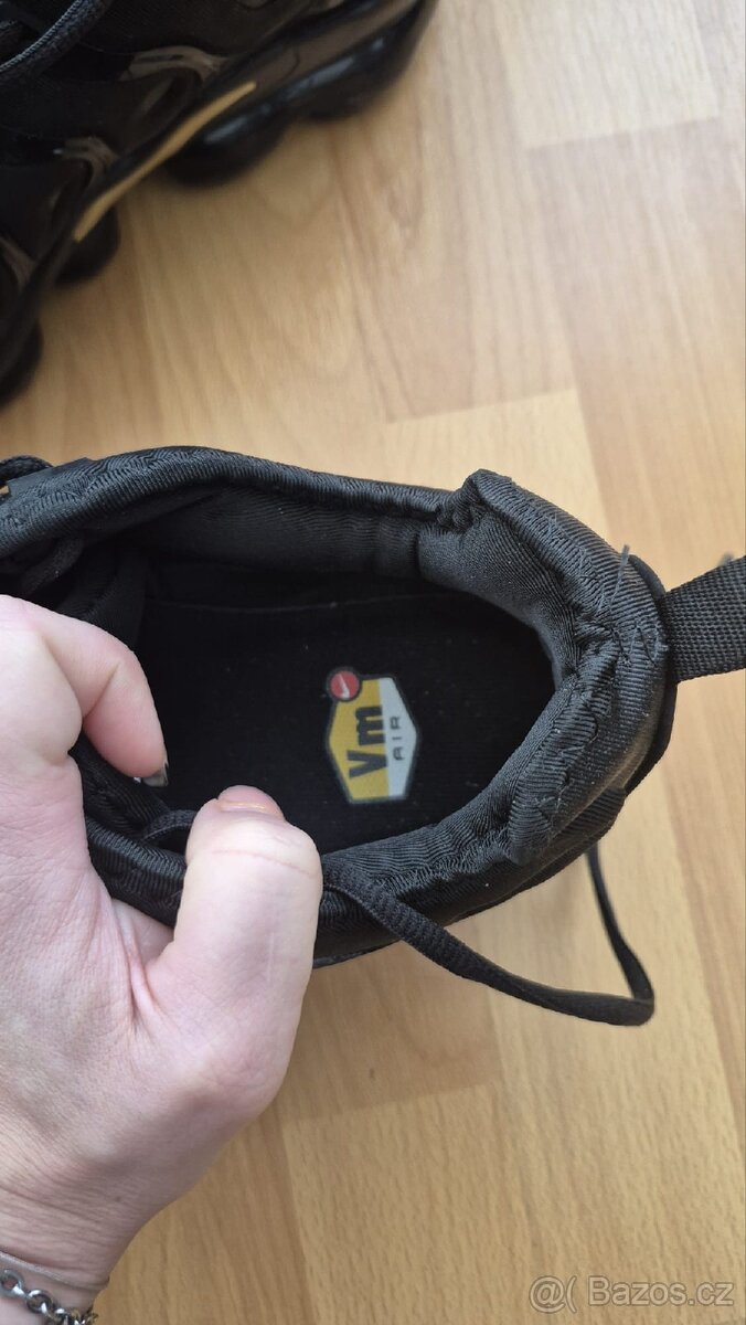 NIKE boty VAPORMAX PLUS - 12