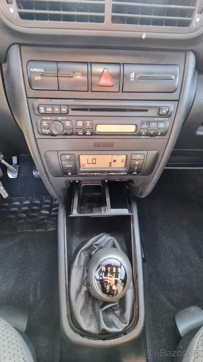 Seat Leon 1.6 nová STK - 12